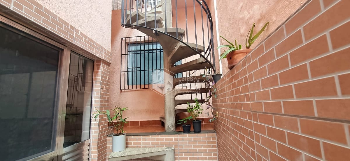 Casa à venda com 4 quartos, 155m² - Foto 43