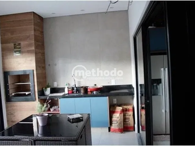Casa com 300m² 3 quartos e 4 banheiros, à venda, no bairro Roncáglia em Valinhos