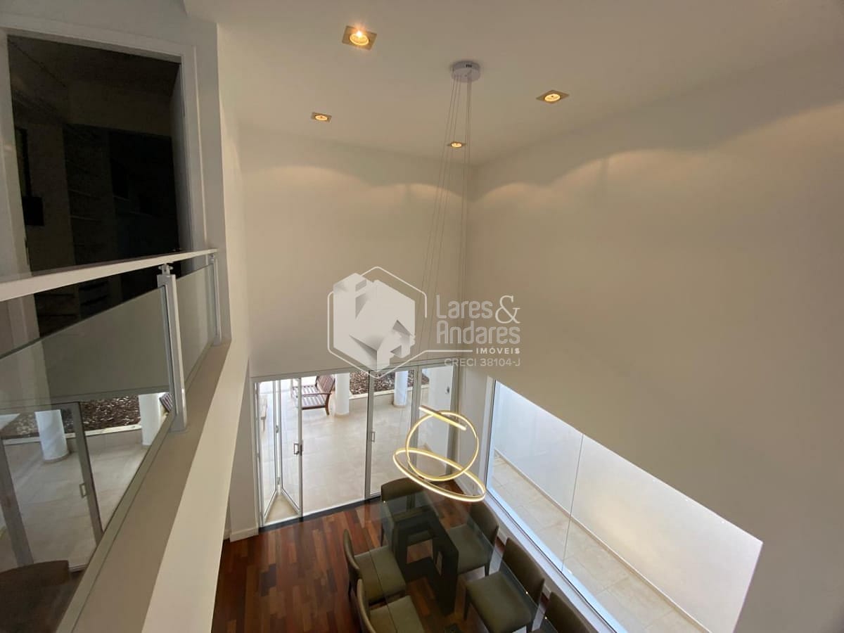 Casa, 4 quartos, 319 m² - Foto 30