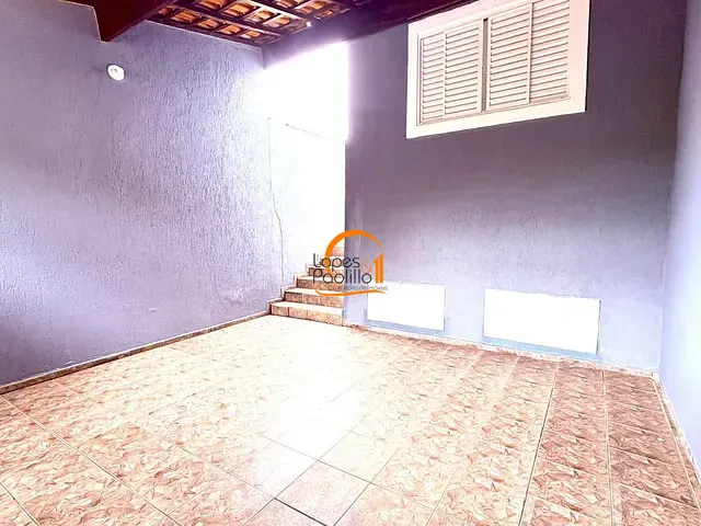 Casa com 150m² 3 quartos e 2 banheiros, à venda, no bairro Jardim Alvinópolis em Atibaia
