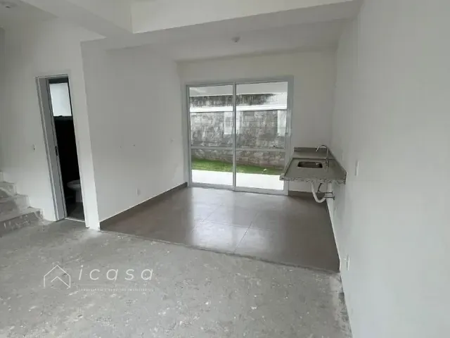 Casa com 130m² 3 quartos e 3 banheiros, à venda, no bairro Cigarras em São Sebastião