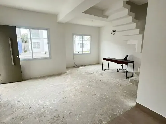 Casa com 130m² 3 quartos e 3 banheiros, à venda, no bairro Cigarras em São Sebastião