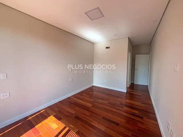 Casa com 495m² 4 quartos e 6 banheiros, à venda, no bairro Alphaville Nova Esplanada 3 em Votorantim
