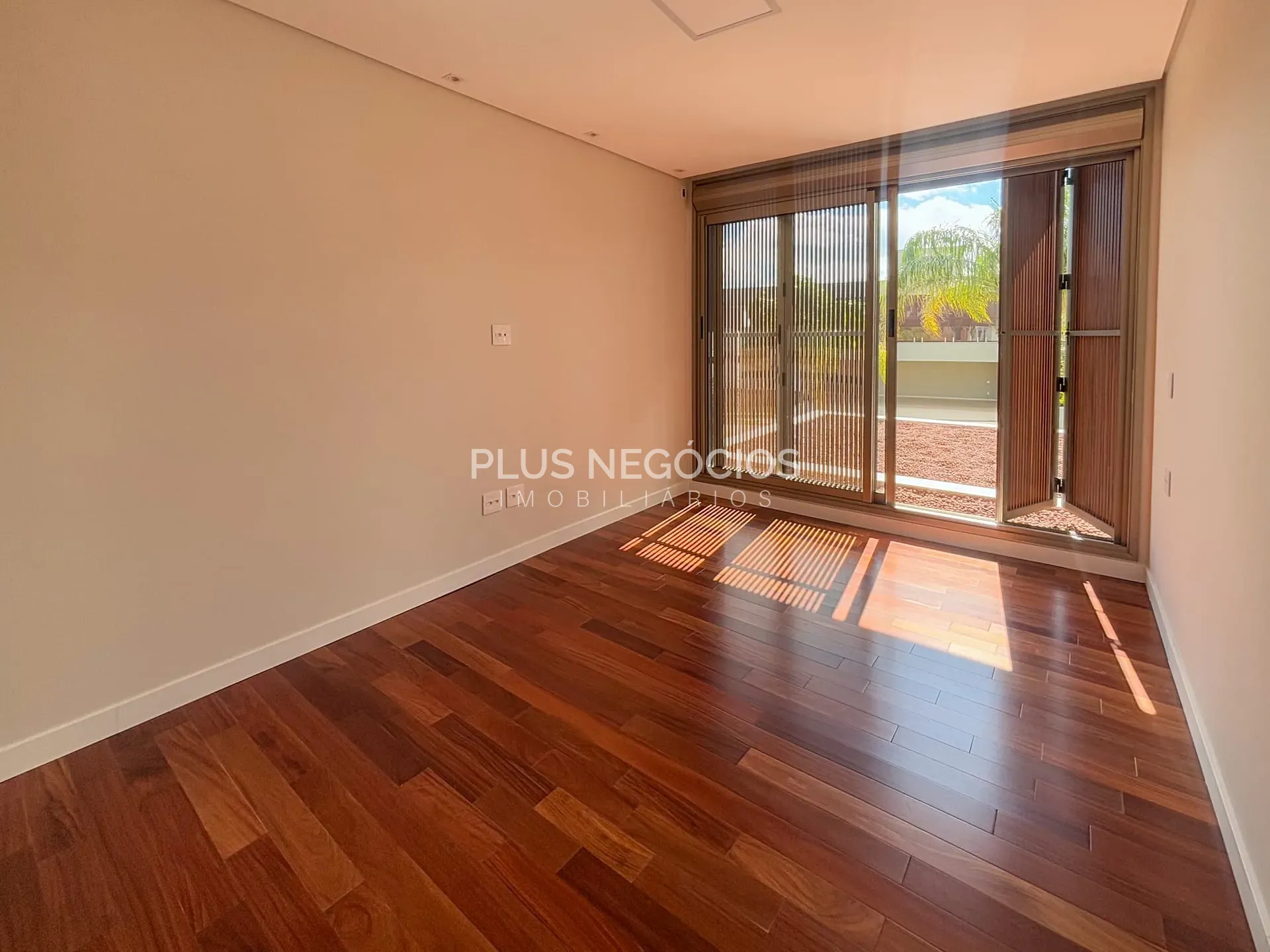 Casa, 4 quartos, 405 m² - Foto 2