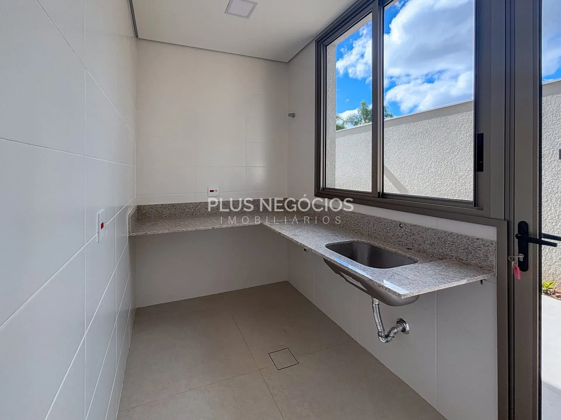 Casa, 4 quartos, 405 m² - Foto 23