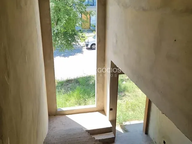 Casa com 160m² 3 quartos e 4 banheiros, à venda, no bairro Cajuru do Sul em Sorocaba