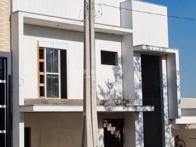 Casa com 160m² 3 quartos e 4 banheiros, à venda, no bairro Cajuru do Sul em Sorocaba