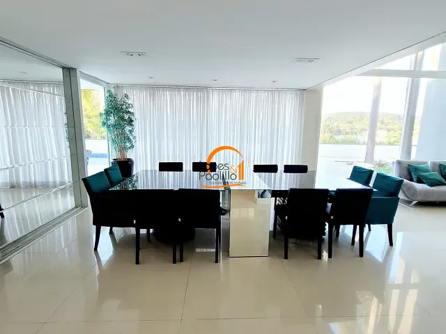 Casa com 751m² 4 quartos e 4 banheiros, para alugar, no bairro Jardim Paraíso da Usina em Atibaia