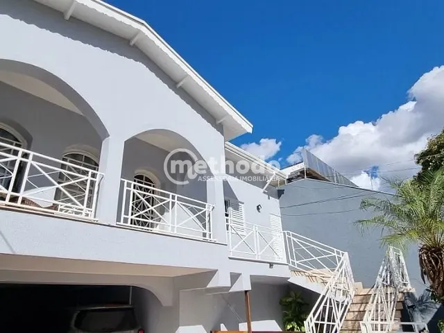 Casa com 300m² 3 quartos e 3 banheiros, à venda, no bairro Vila Lemos em Campinas