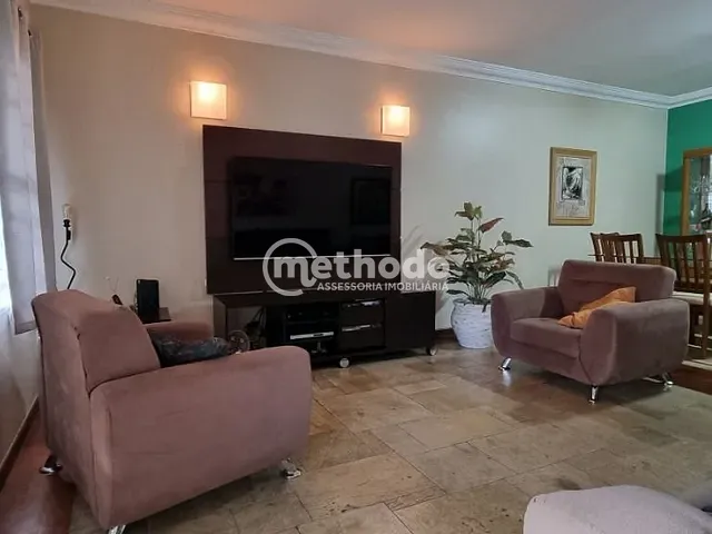 Casa com 300m² 3 quartos e 3 banheiros, à venda, no bairro Vila Lemos em Campinas