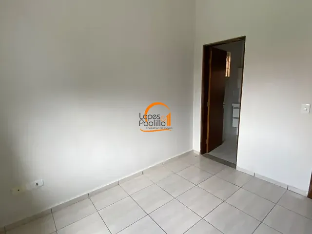 Casa com 340m² 3 quartos e 3 banheiros, para alugar, no bairro Alvinópolis em Atibaia