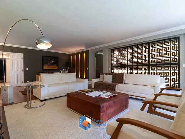 Casa com 1500m² 4 quartos e 8 banheiros, à venda, no bairro Alto Da Boa Vista em São Paulo