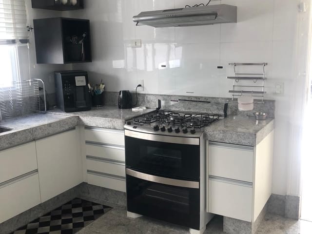 Casa com 750m² 6 quartos e 8 banheiros, à venda, no bairro Alphaville em Santana de Parnaíba