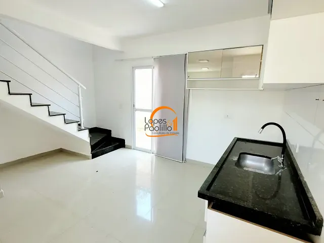 Casa 2 quartos e 1 banheiro, para alugar, no bairro Jardim Estância Brasil em Atibaia