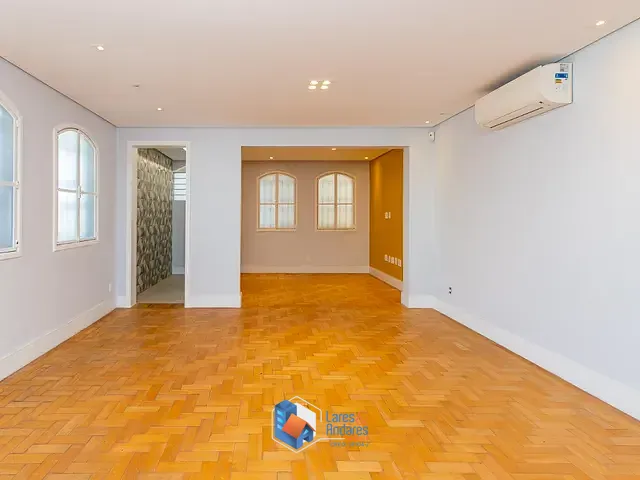 Casa com 250m² 3 quartos e 5 banheiros, à venda, no bairro Jardim Marajoara em São Paulo