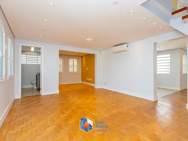 Casa com 250m² 3 quartos e 5 banheiros, à venda, no bairro Jardim Marajoara em São Paulo