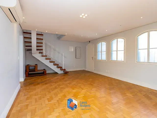 Casa com 250m² 3 quartos e 5 banheiros, à venda, no bairro Jardim Marajoara em São Paulo