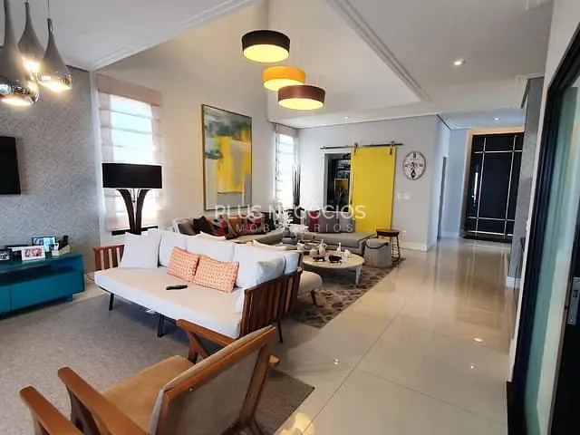 Casa com 350m² 4 quartos e 6 banheiros, à venda, no bairro Jardim Residencial Giverny em Sorocaba