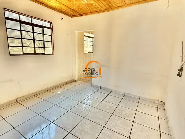 Casa com 175m² 2 quartos e 1 banheiro, para alugar, no bairro Centro em Atibaia