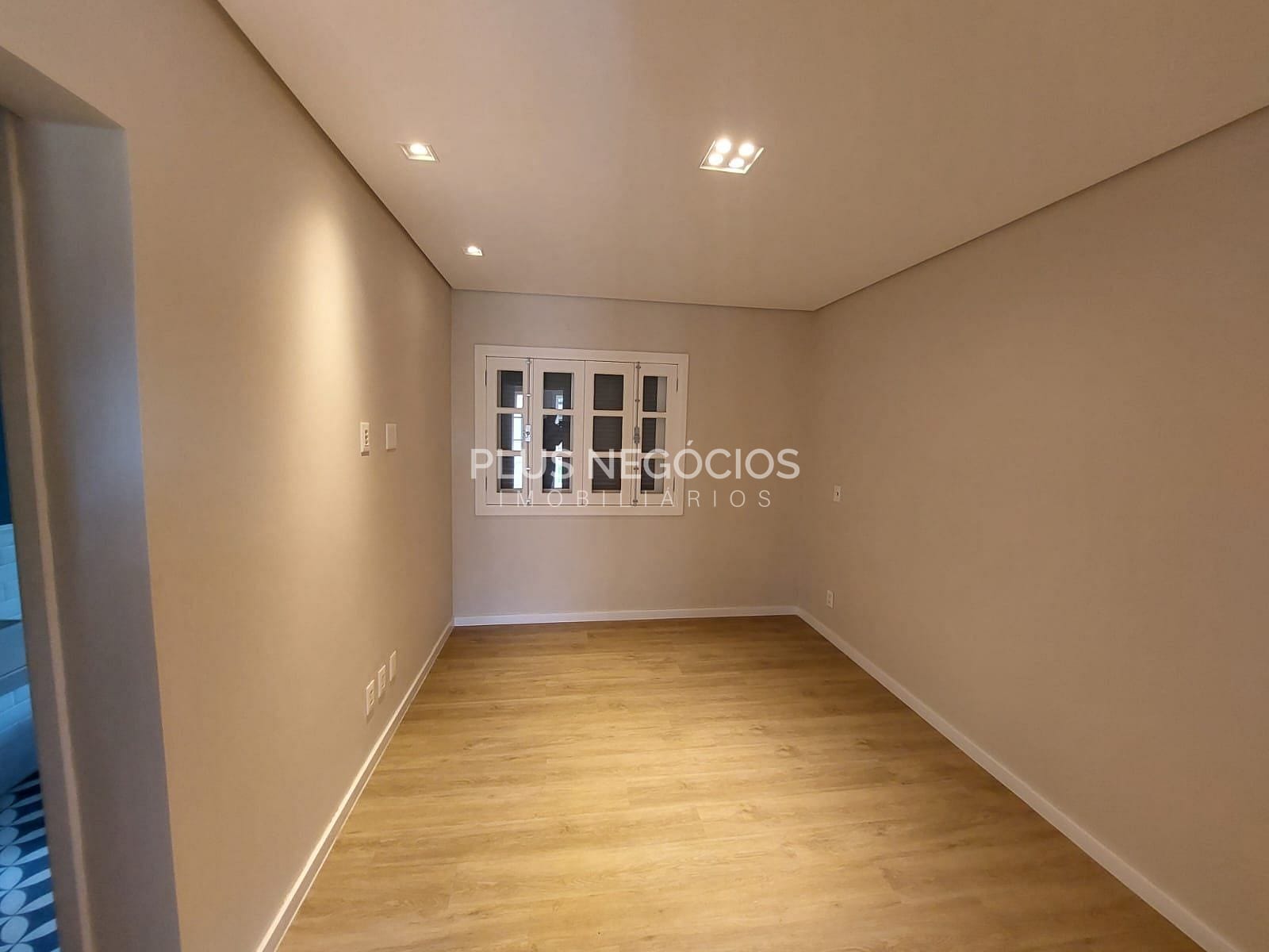 Casa à venda com 5 quartos, 450m² - Foto 7