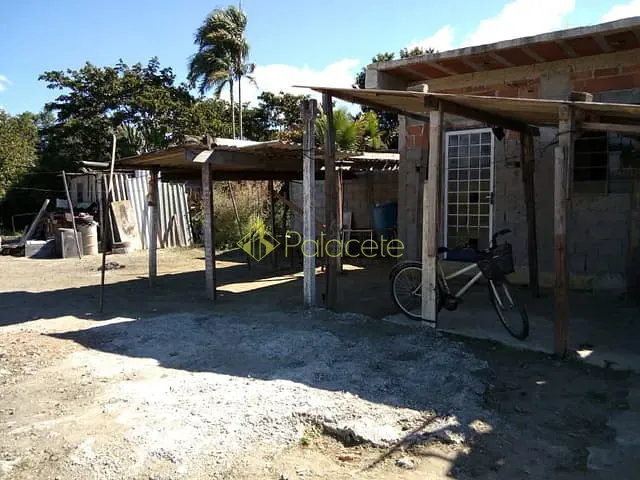 Casa 3 quartos e 2 banheiros, à venda, no bairro Laerte Assunção em Pindamonhangaba