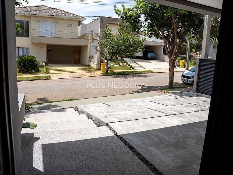 Casa à venda com 4 quartos, 300m² - Foto 16