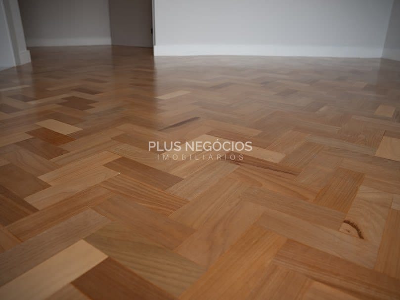 Casa à venda com 4 quartos, 300m² - Foto 31