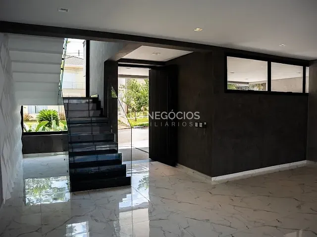 Casa com 300m² 4 quartos e 5 banheiros, à venda, no bairro Além Ponte em Sorocaba