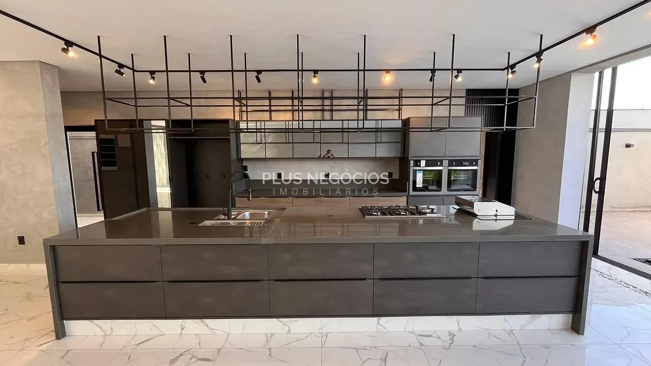 Casa, 4 quartos, 300 m² - Foto 11