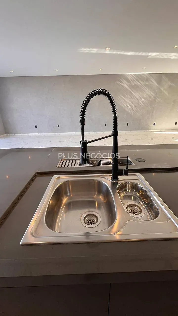 Casa, 4 quartos, 300 m² - Foto 16