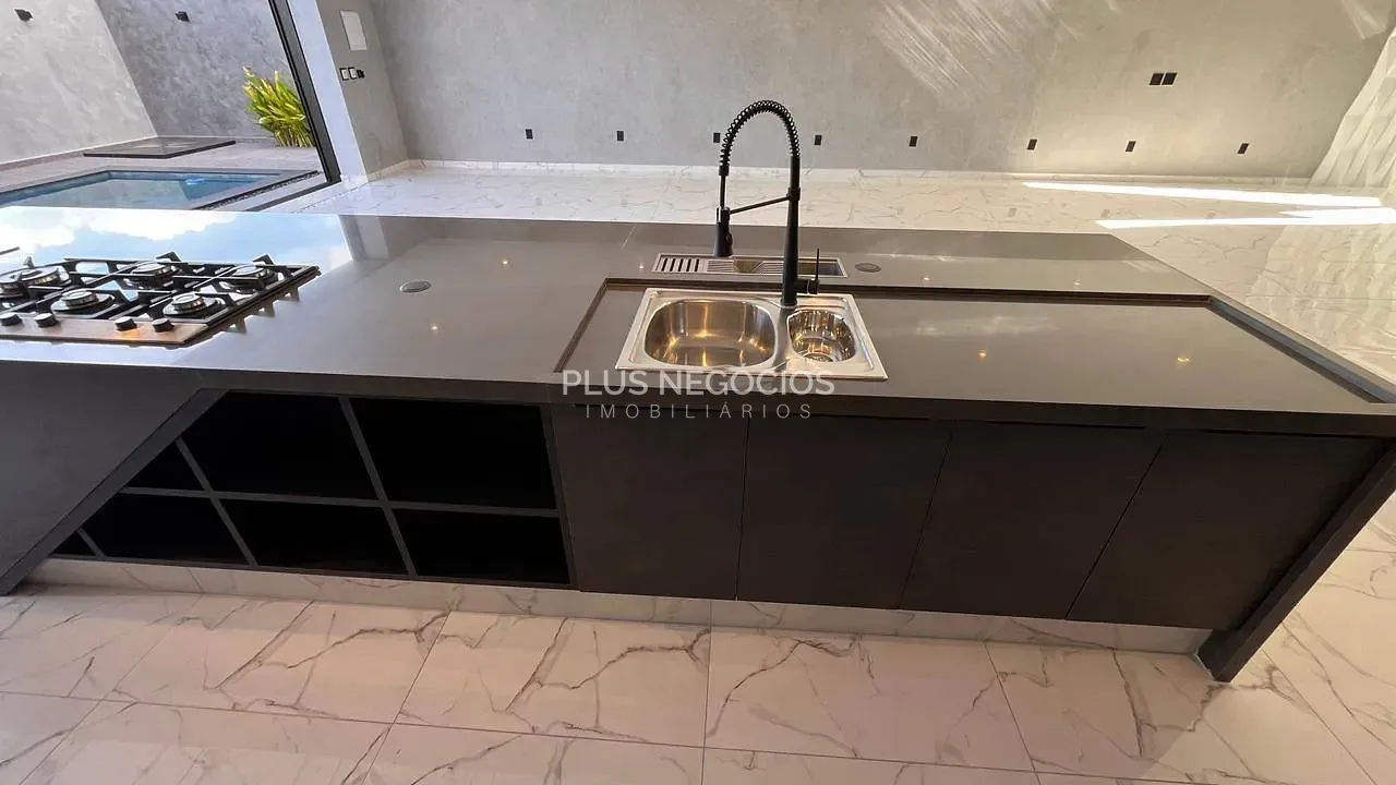 Casa, 4 quartos, 300 m² - Foto 19