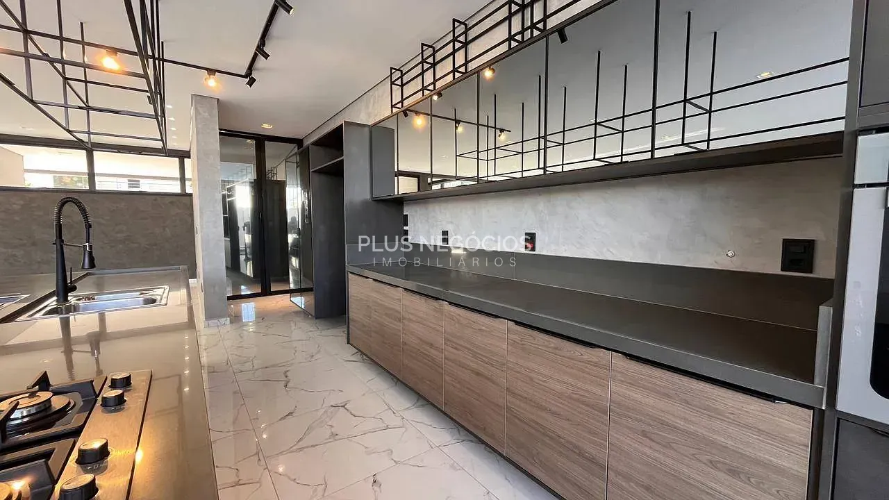 Casa, 4 quartos, 300 m² - Foto 20