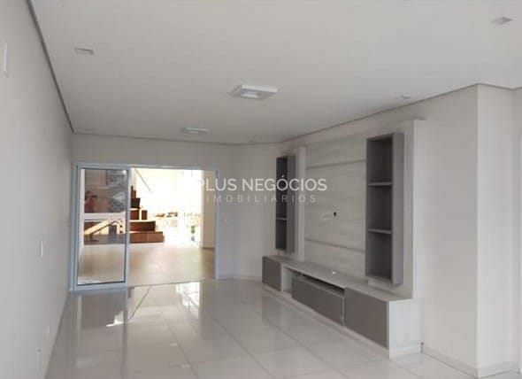 Casa à venda com 3 quartos, 310m² - Foto 18