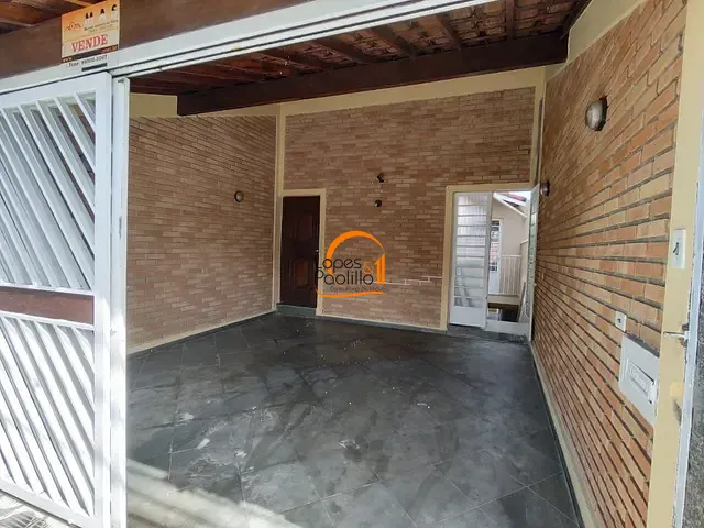 Casa com 150m² 2 quartos e 2 banheiros, à venda, no bairro Jardim Alvinópolis em Atibaia