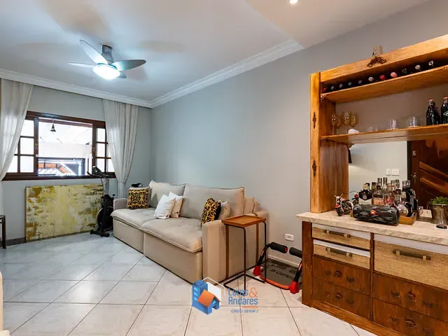 Casa com 124m² 3 quartos e 4 banheiros, à venda, no bairro Jardim Santa Cruz (Campo Grande) em São Paulo