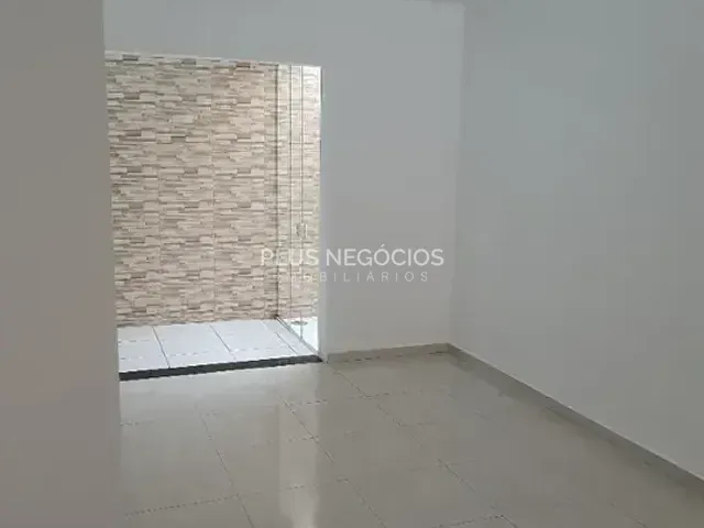Casa com 117m² 2 quartos e 2 banheiros, à venda, no bairro Lopes de Oliveira em Sorocaba