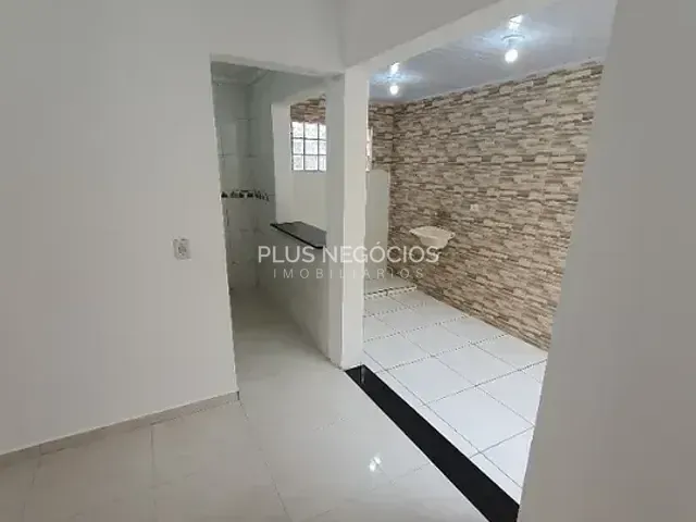 Casa com 117m² 2 quartos e 2 banheiros, à venda, no bairro Lopes de Oliveira em Sorocaba