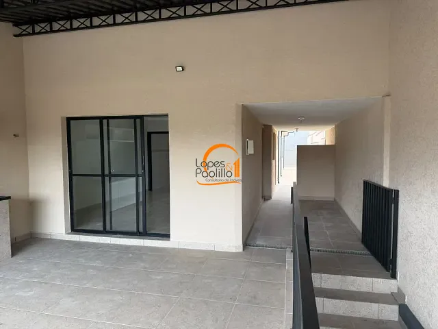 Casa com 180m² 3 quartos e 2 banheiros, para alugar, no bairro Atibaia Jardim em Atibaia