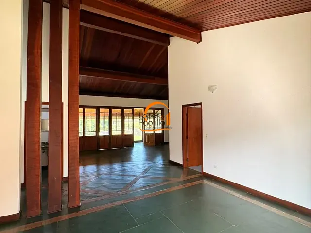 Casa 4 quartos e 5 banheiros, para alugar, no bairro Nova Gardênia em Atibaia
