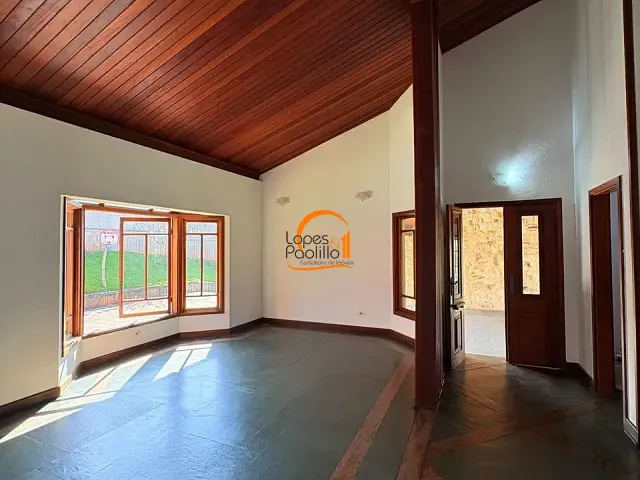 Casa 4 quartos e 5 banheiros, para alugar, no bairro Nova Gardênia em Atibaia