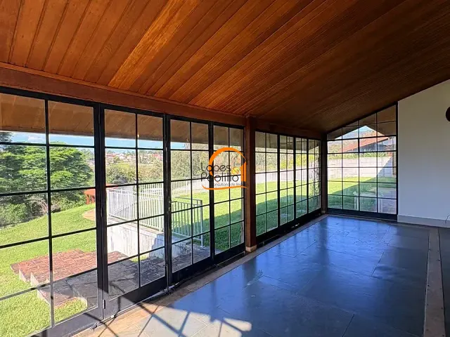 Casa 4 quartos e 5 banheiros, para alugar, no bairro Nova Gardênia em Atibaia