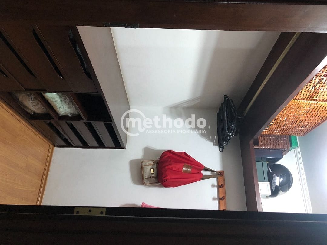 Casa, 3 quartos, 259 m² - Foto 35