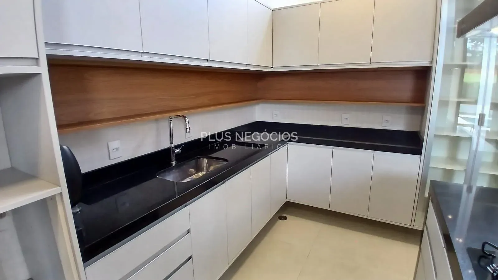 Casa, 3 quartos, 214 m² - Foto 25