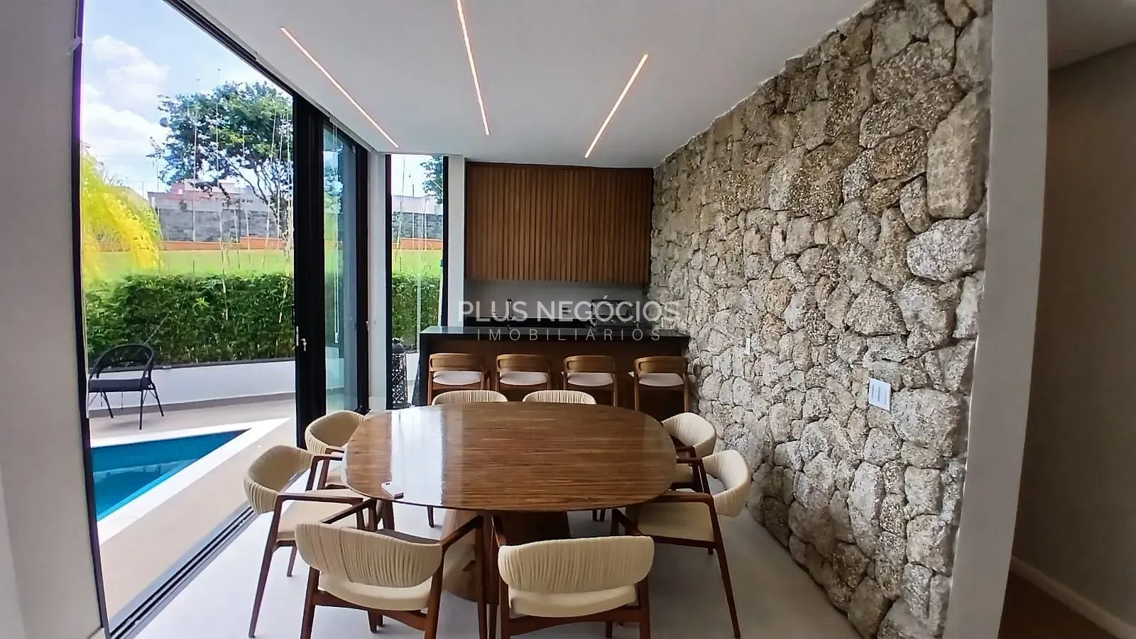 Casa, 3 quartos, 214 m² - Foto 4