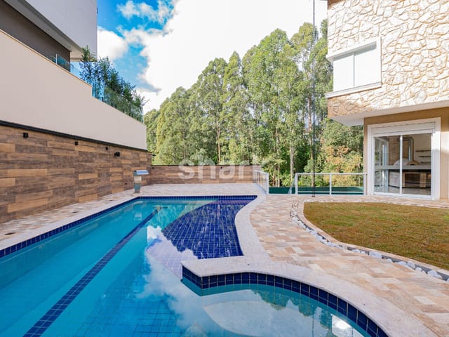 Casa com 797m² 5 quartos e 8 banheiros, à venda ou para alugar, no bairro Tamboré em Barueri