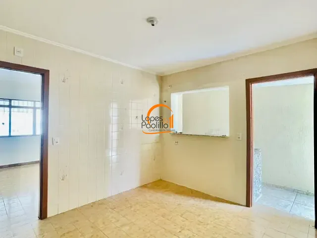 Casa com 138m² 2 quartos e 2 banheiros, para alugar, no bairro Alvinópolis em Atibaia