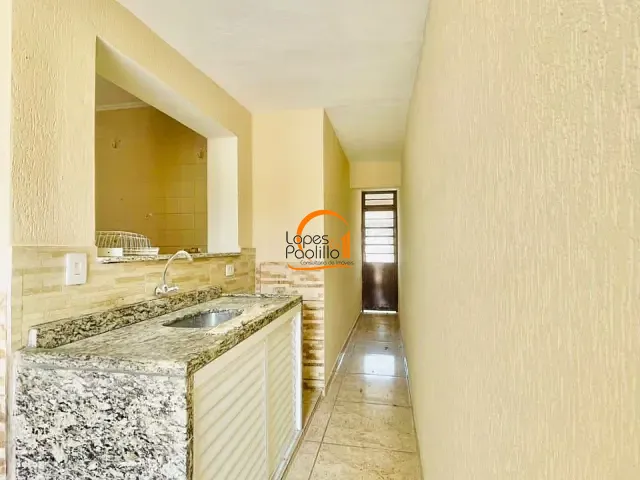Casa com 138m² 2 quartos e 2 banheiros, para alugar, no bairro Alvinópolis em Atibaia