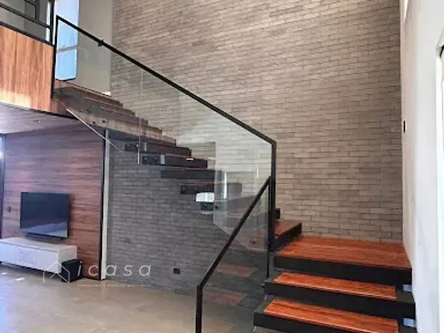 Casa com 250m² 3 quartos e 3 banheiros, à venda, no bairro Loteamento Floresta em São José dos Campos
