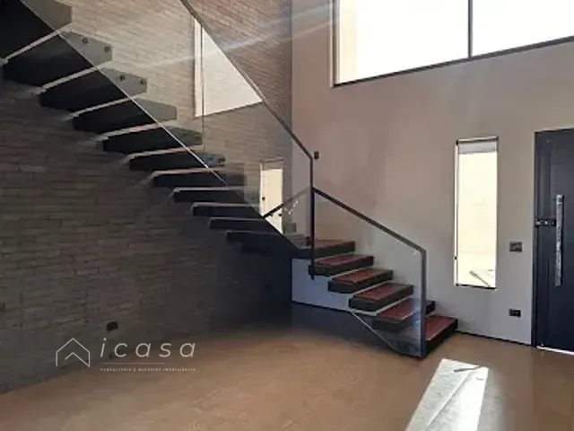 Casa com 250m² 3 quartos e 3 banheiros, à venda, no bairro Loteamento Floresta em São José dos Campos