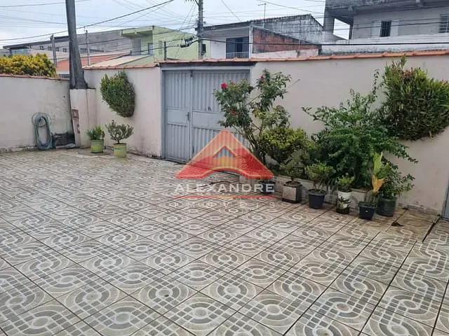 Casa com 250m² 5 quartos e 3 banheiros, à venda, no bairro Conjunto Residencial Galo Branco em São José dos Campos